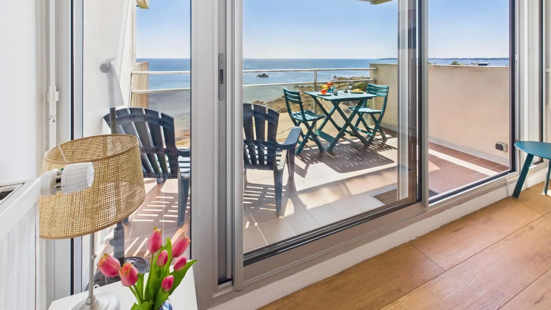 -Ocean- Studio Renove Avec Parking Et Vue Mer Concarneau